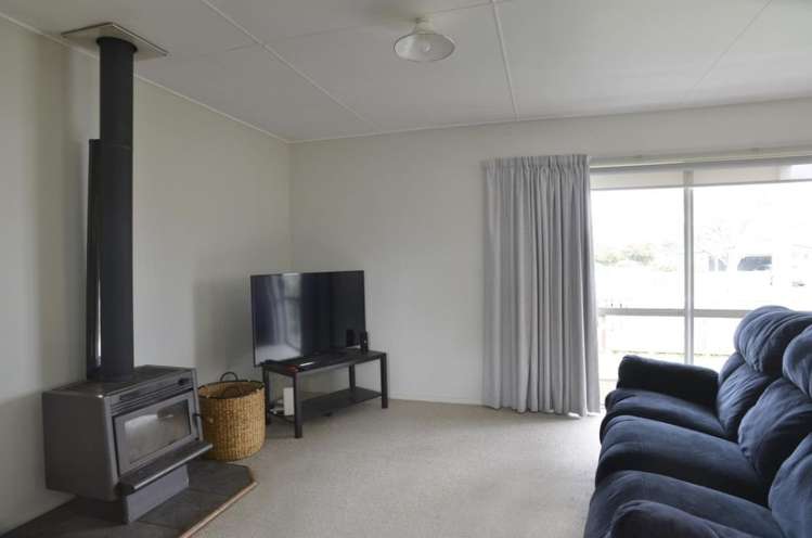 278 High Street South Carterton_1