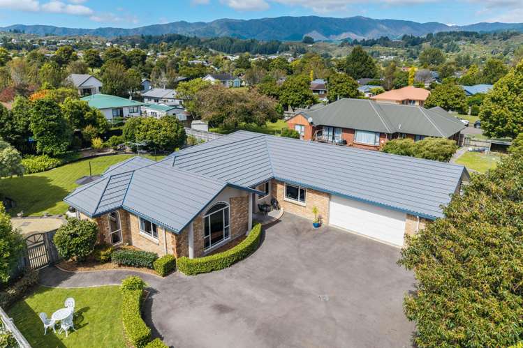 30 Galveston Grove Totara Park_29