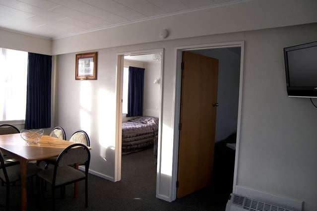 554 Tay Street Hawthorndale_4