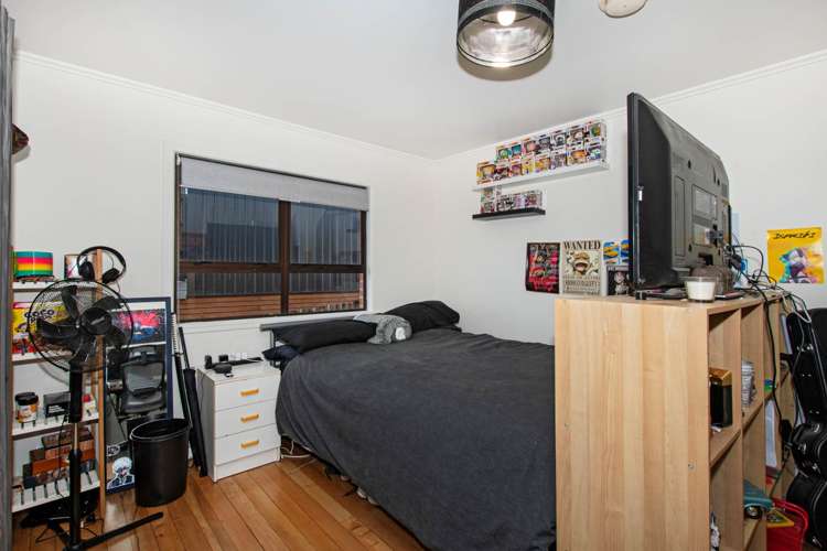 25 Memorial Drive Parahaki_13