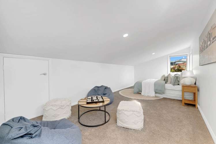 9 Intrepid Crescent Beachlands_34