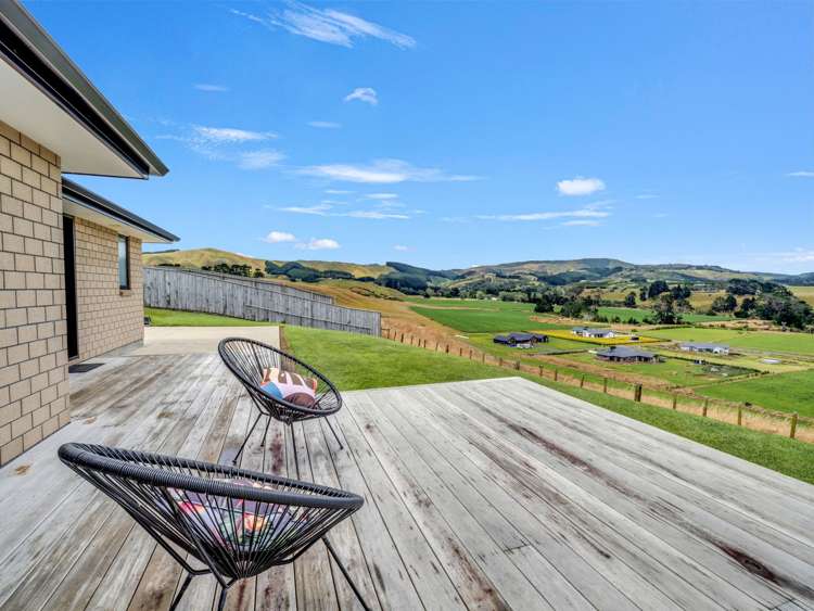 36 Varsity Heights Fitzherbert_4