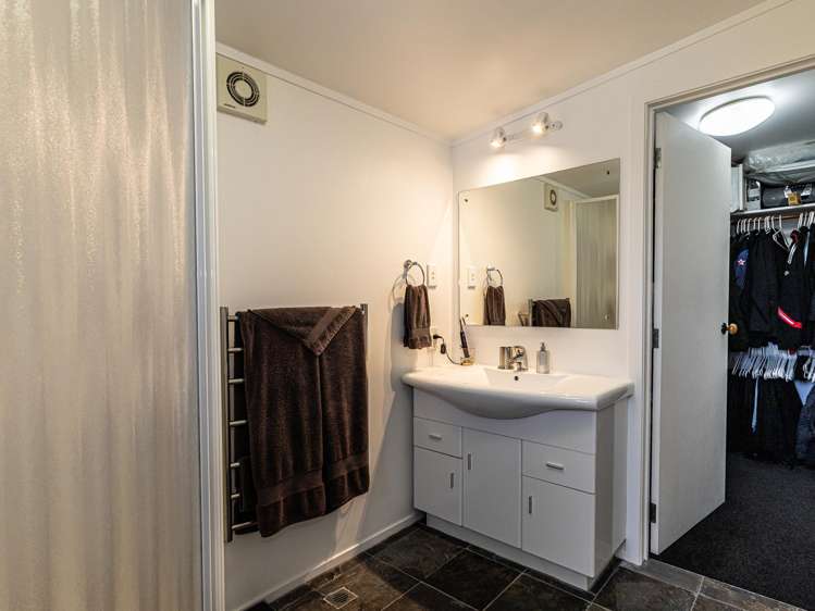 4 Tongariro Place Waimarino_14