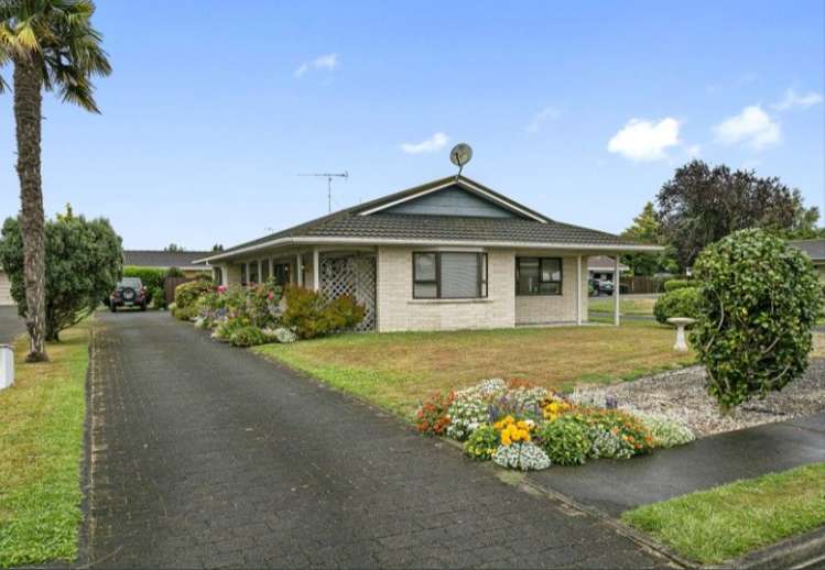10 Conrad Place Leamington_0