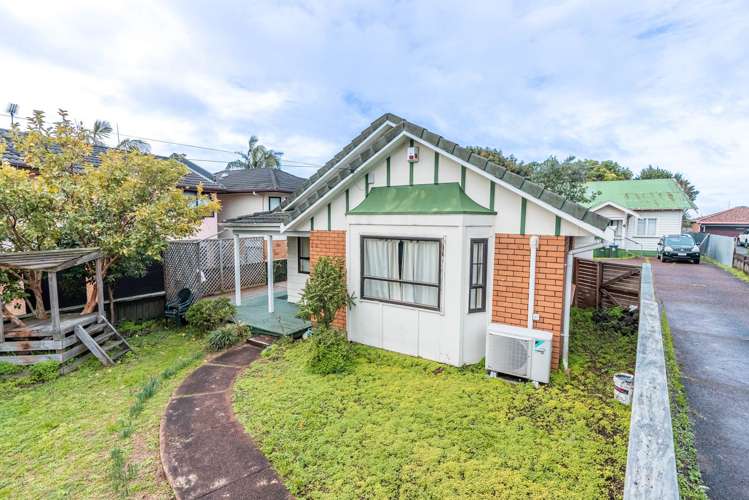 23 & 23A Campbell Road Royal Oak_4