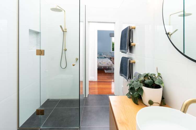 2 Shannon Street Mount Victoria_17