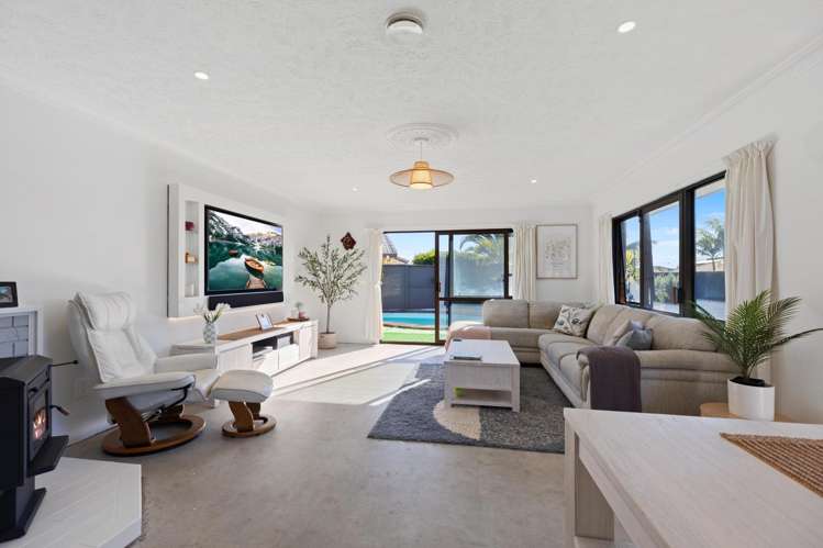 15 Sunrise Avenue Mount Maunganui_10