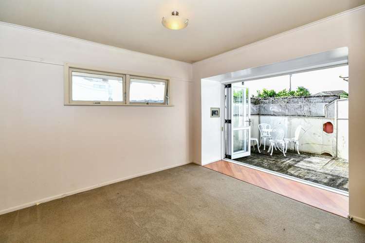 1/5 Duke Street Papakura_11