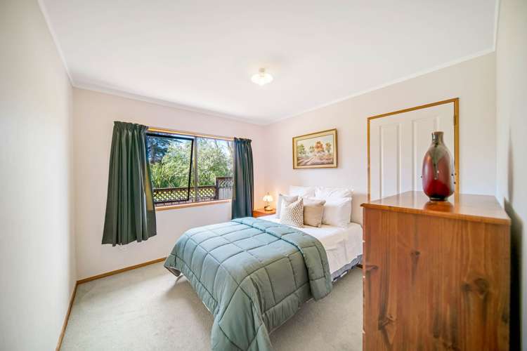 2/47 Headcorn Place Botany Downs_10