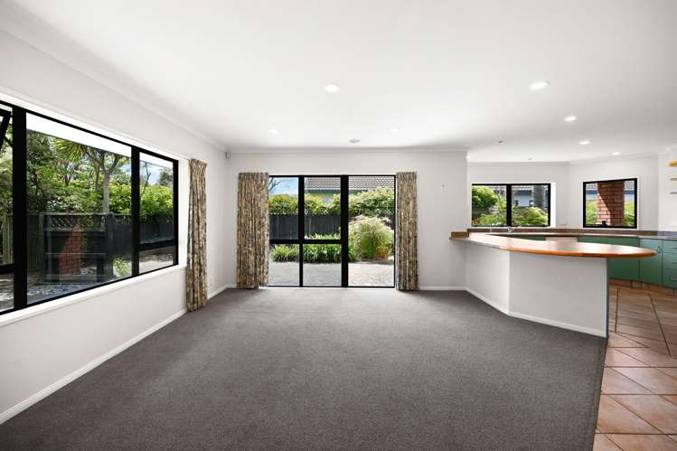 17 Montrose Crescent Huntington_7