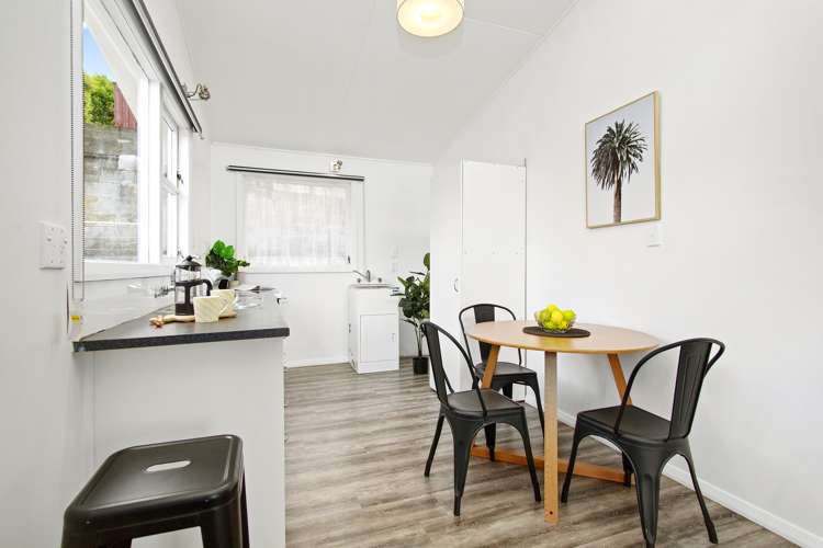 6c Rewa Terrace Tawa_8