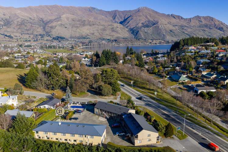 Unit 20 2/10 Macpherson Street Wanaka_15