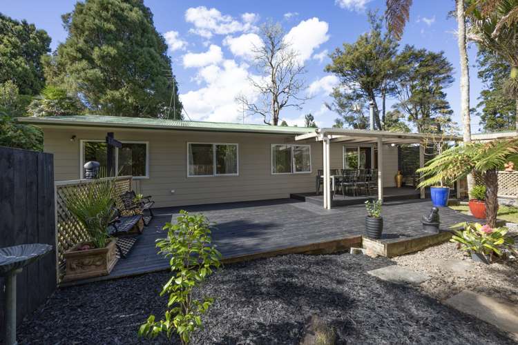 8 Ngaio Road Titirangi_10