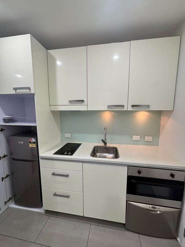 1111/6 Lorne Street City Centre_2