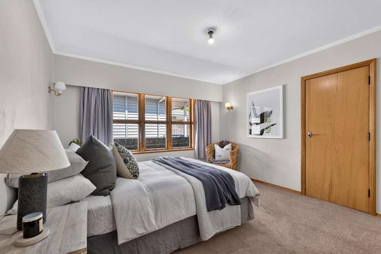 300 Kennedy Road Onekawa_12