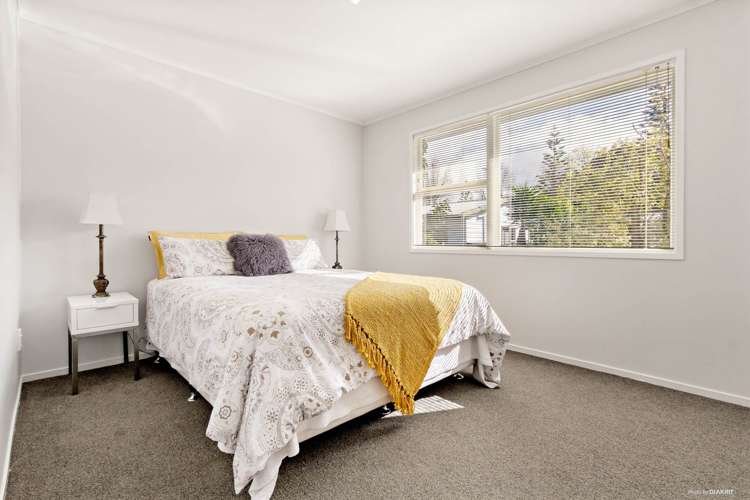 5a Scotstoun Place Glen Eden_8