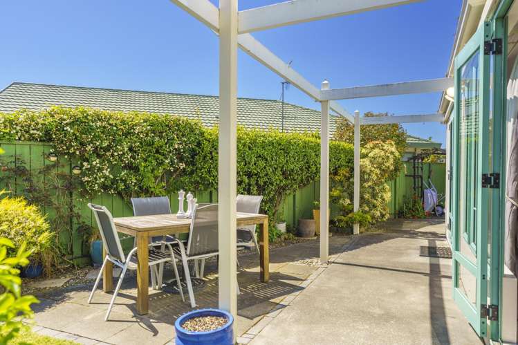 8 Montague Way Taradale_12