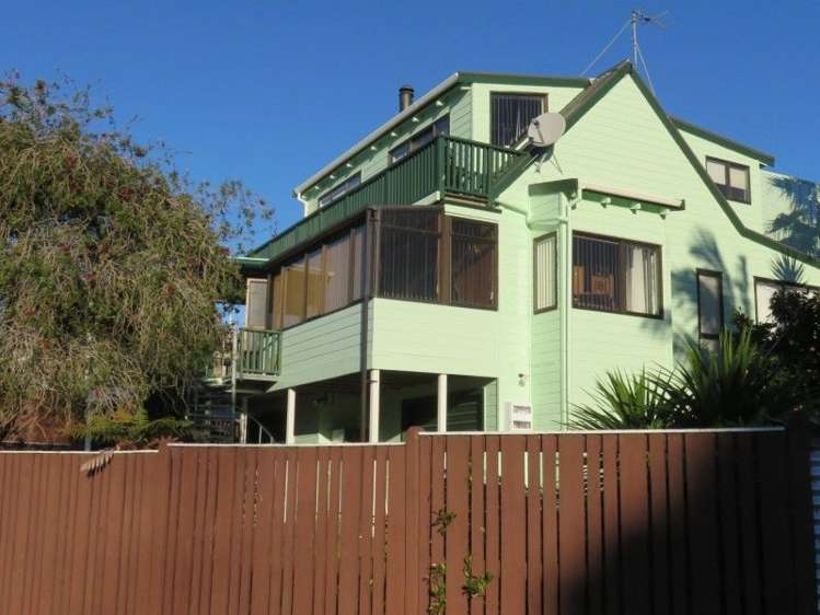 204 Onemana Drive Onemana_2