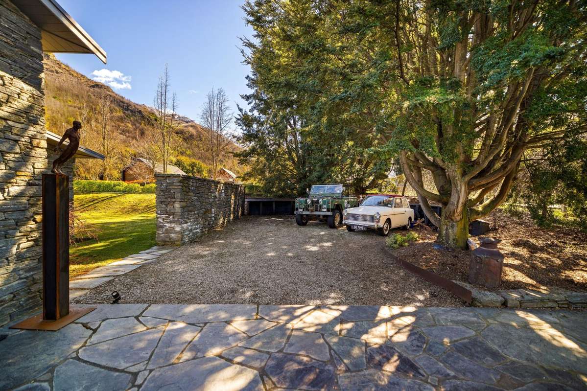 33 Essex Avenue_1