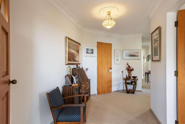 20 Cranbrook Grove Waikanae_1