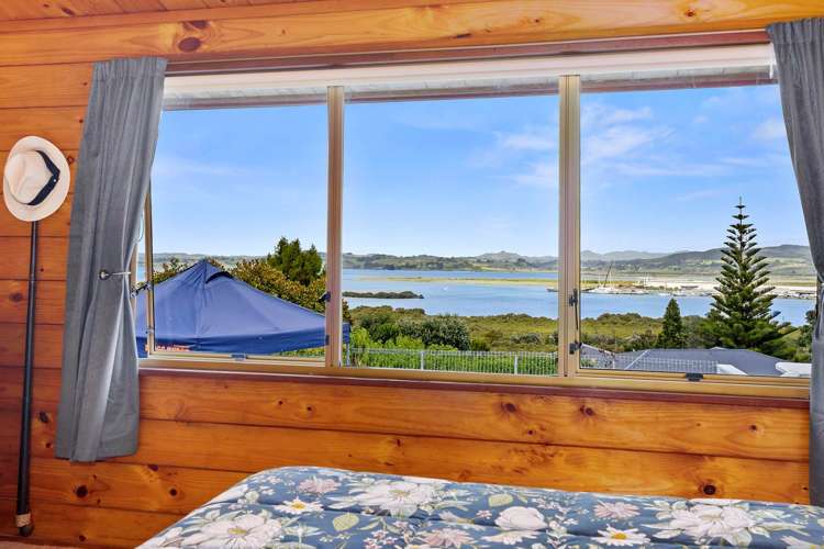 78 West View Crescent Onerahi_6