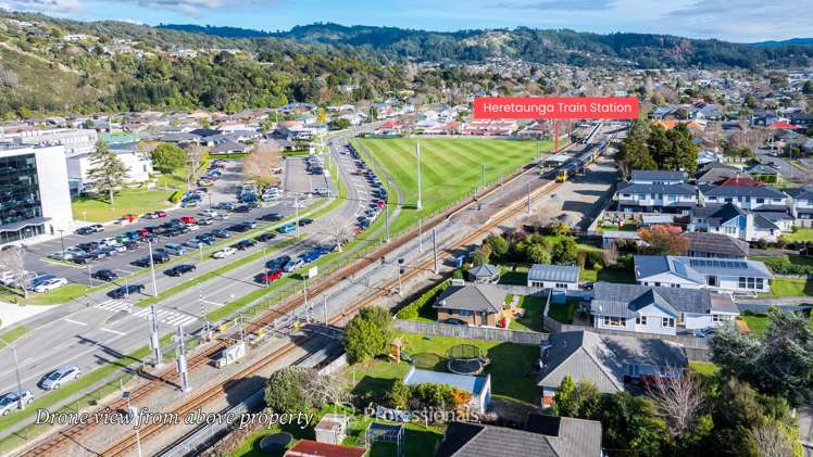 22 Palmer Crescent Silverstream_12