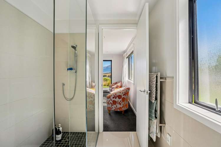 15 McKellar Drive Jacks Point_10