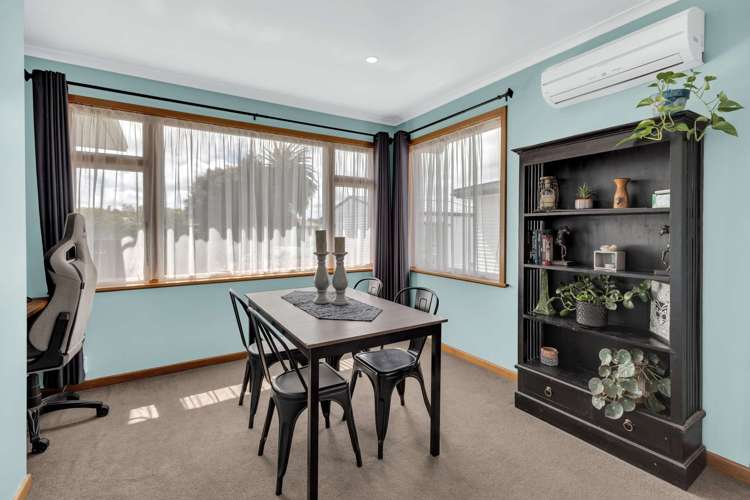 4 Belvedere Crescent Takaro_14