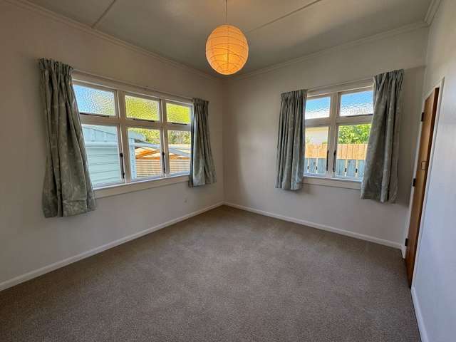 Address withheld Toi Toi_3