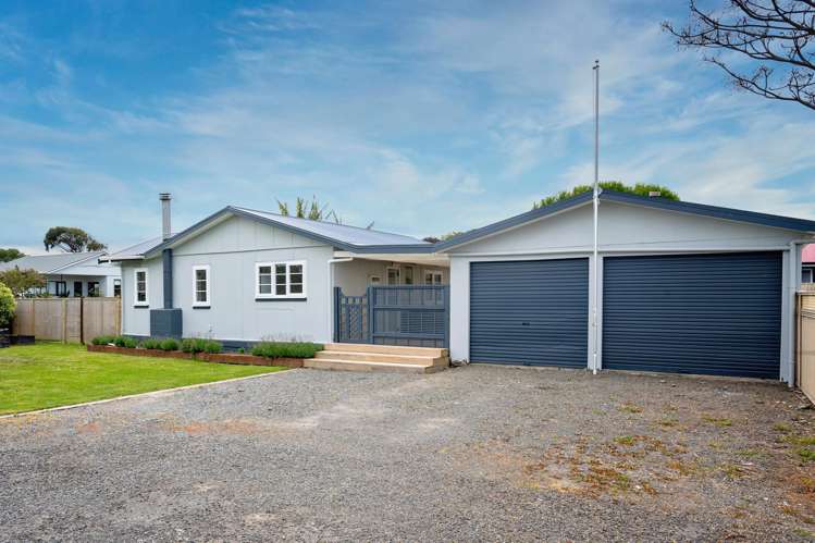 2 Leyland Road Te Awanga_0