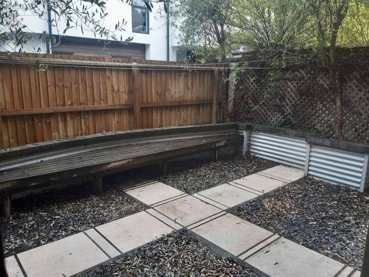 4/16 Rhodes Street Merivale_12