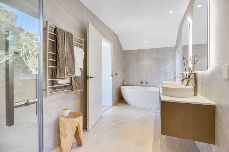 17 Pamela Place St Heliers_11