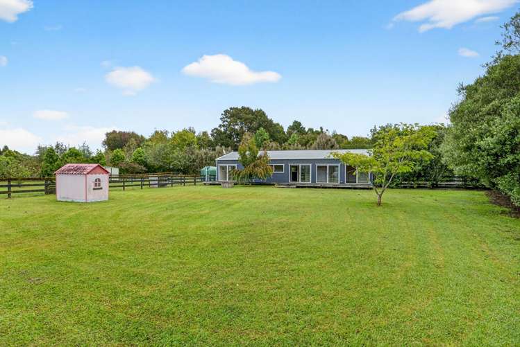 61 Boord Crescent Kumeu_19