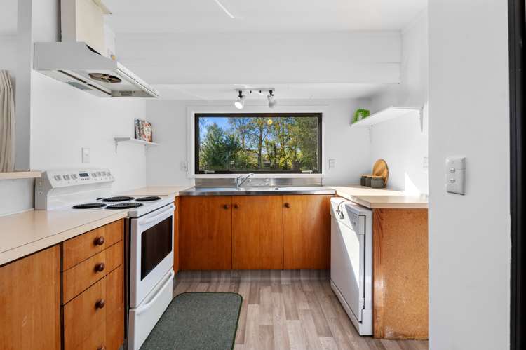 38e Robinson Avenue Holdens Bay_5