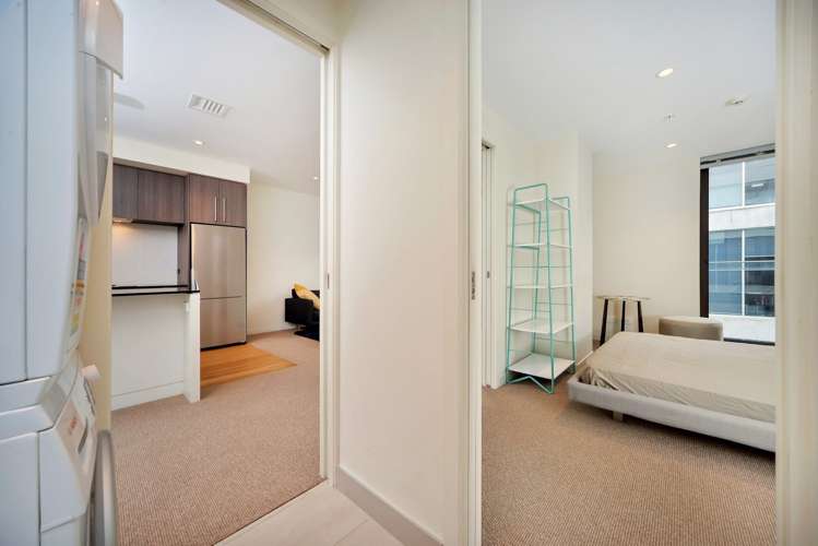 407/8 Nugent Street Grafton_6