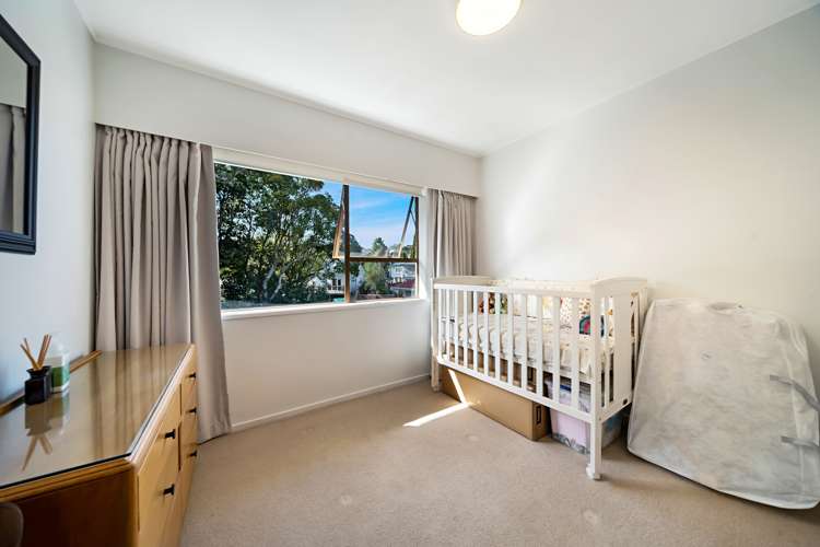 3/15 Locke Avenue Mount Roskill_9