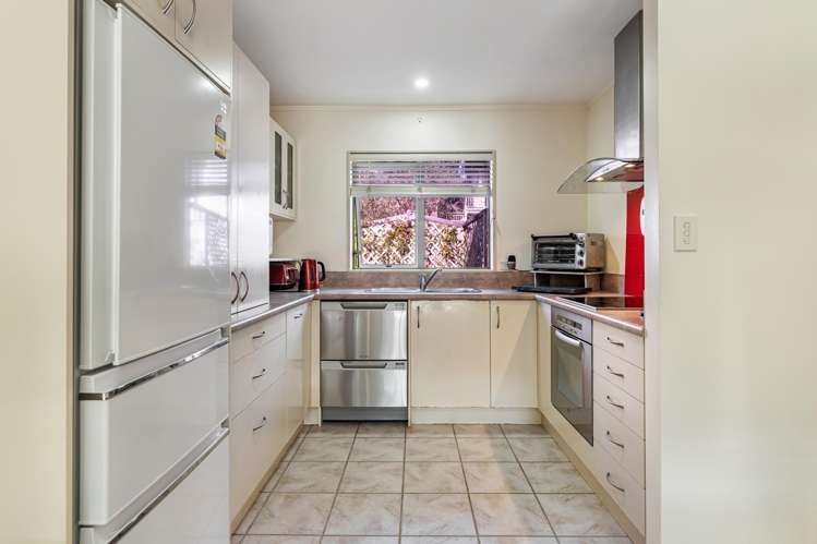 15/262 Centreway Road Orewa_7