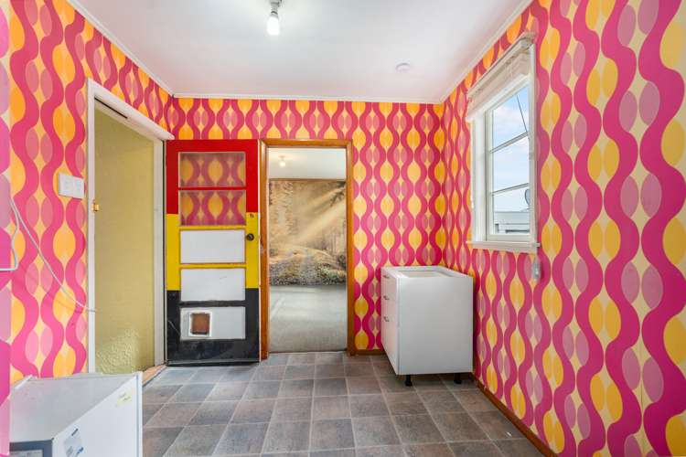 2 Hobson Place Takaro_8