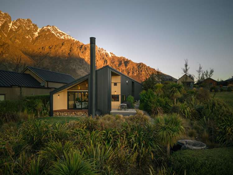 14 Caithness Court Jacks Point_23