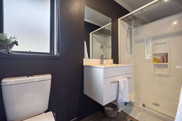 12 Silver Street Lower Shotover_11