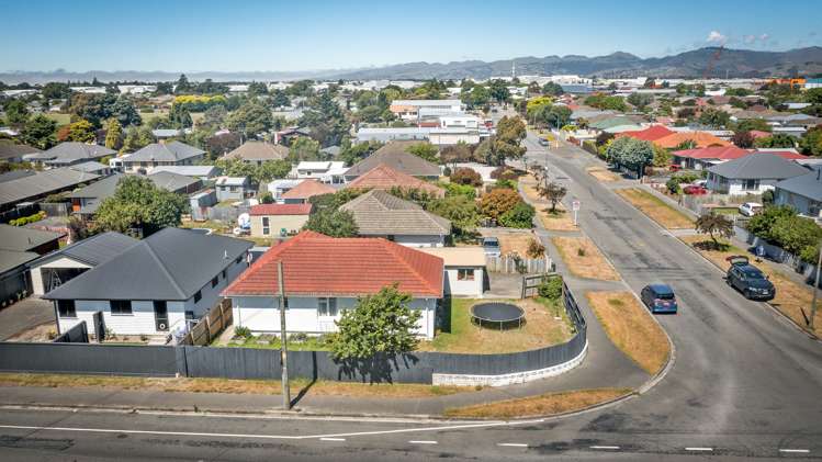 58 Wycola Avenue Hei Hei_11