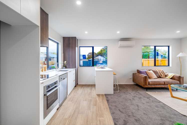 1/2,3,4 - 63 Harrow Street Phillipstown_5