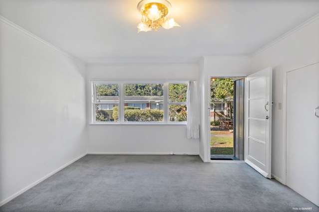 2/11 Oakland Avenue Papatoetoe_4