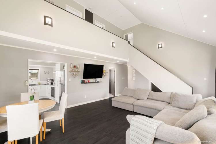 96B Racecourse Road_2