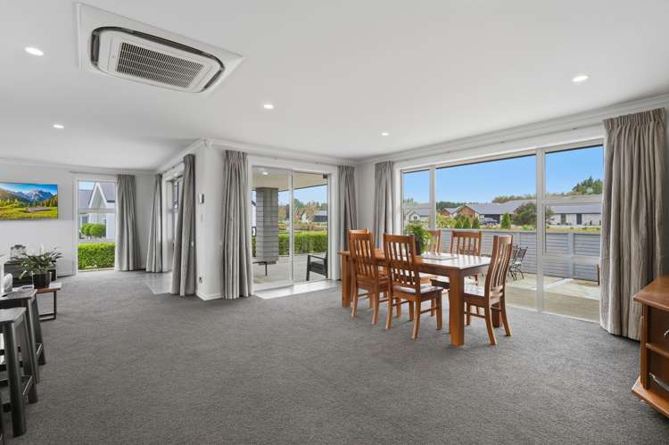 16 Inverurie Drive Waihopai_10