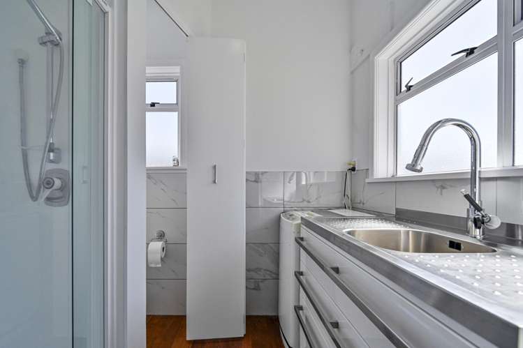 812 Lawrence Street Akina_14