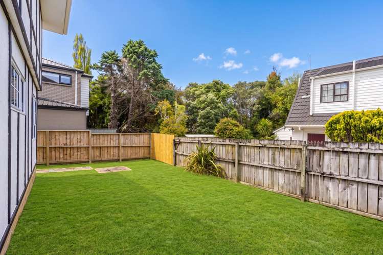 2/3 Ronald Macken Place Windsor Park_1