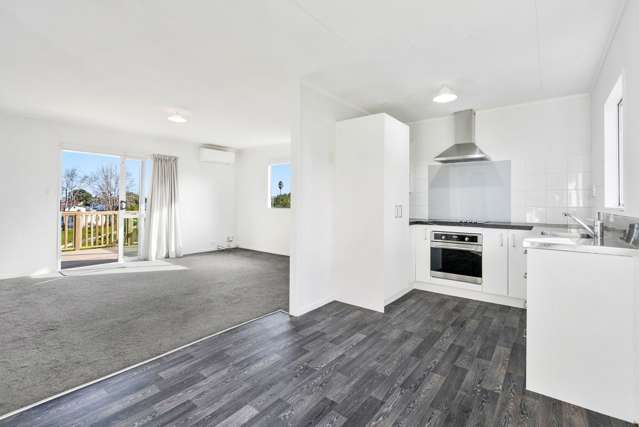 Vacant and move in ready - Get in quick!