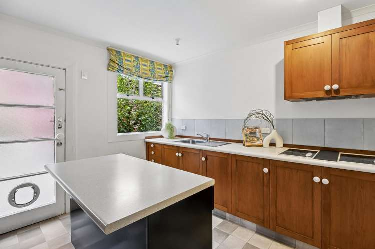 94 Braeview Crescent_2