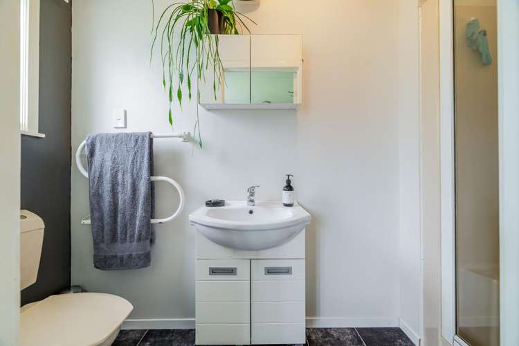 1032 Kimbolton Road Feilding_12